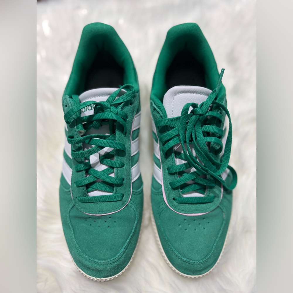 Adidas green Breaknet womens Cloudfoam Sneakers